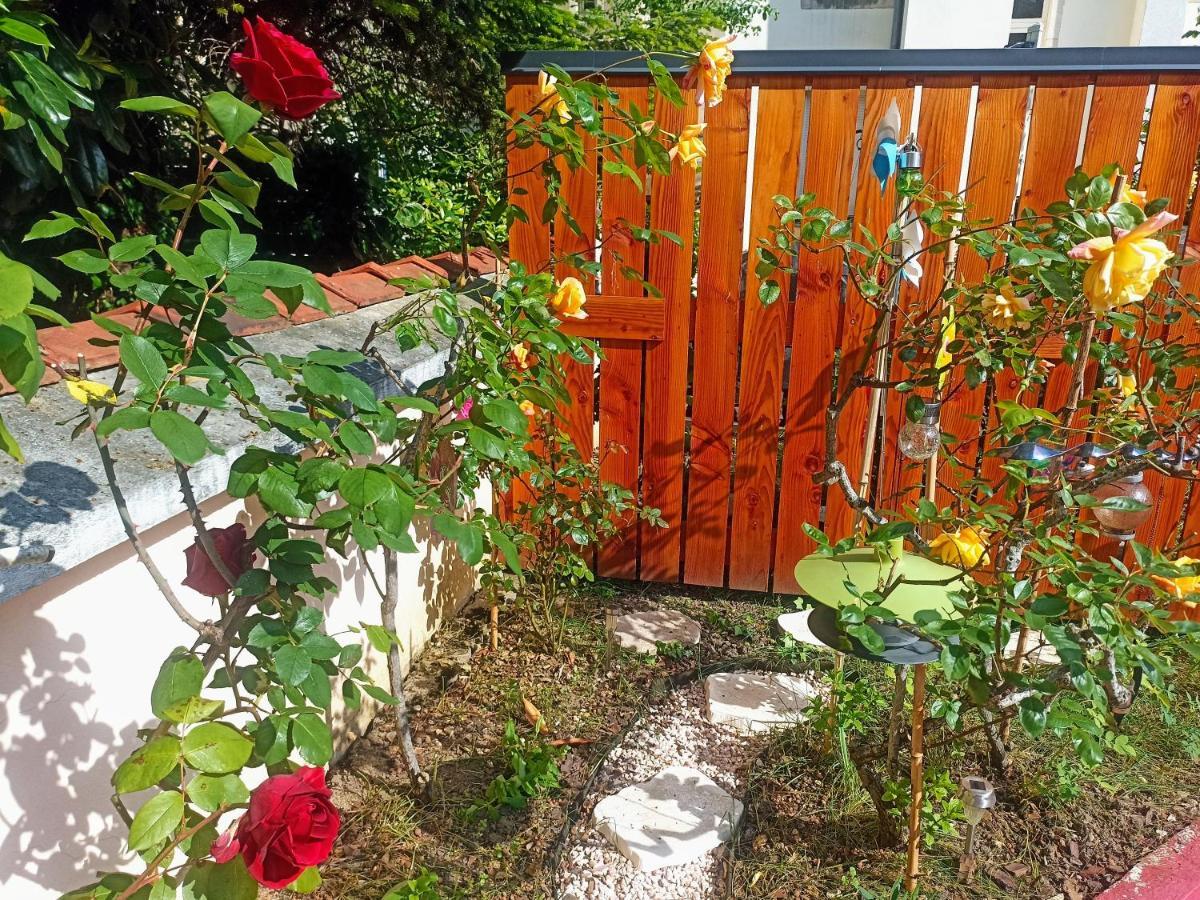 Un Moment De Douceur Bed & Breakfast น็องซี ภายนอก รูปภาพ